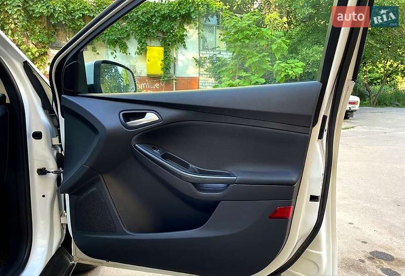 Хэтчбек Ford Focus 2012 в Кременчуге