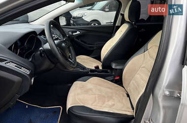 Хэтчбек Ford Focus 2016 в 