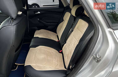 Хэтчбек Ford Focus 2016 в 