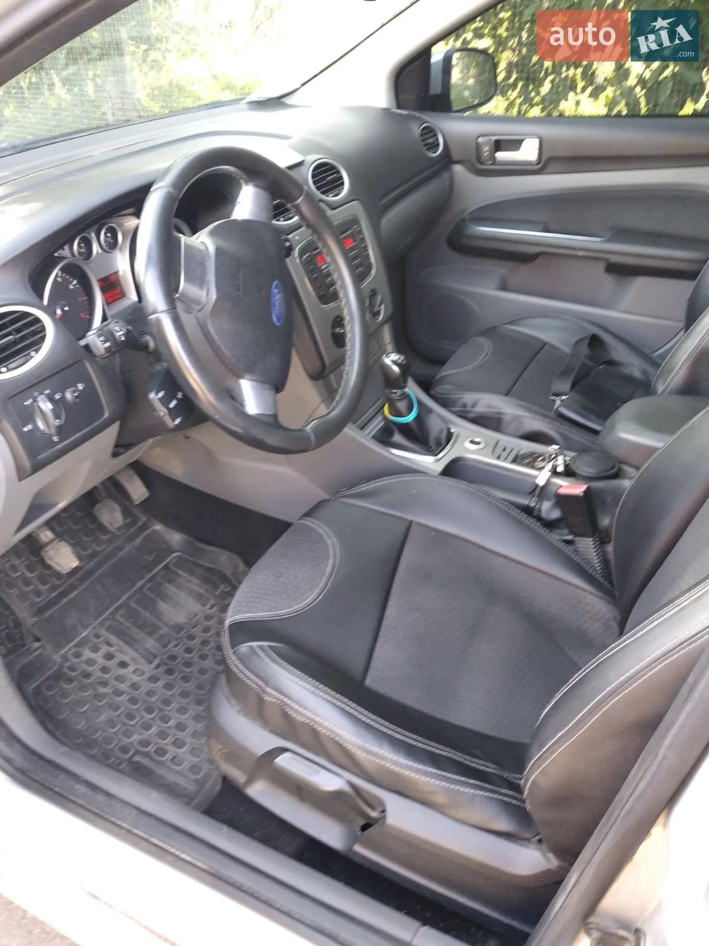 2010 Ford Focus - мініатюра 5