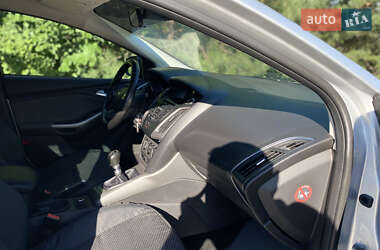 Универсал Ford Focus 2013 в 