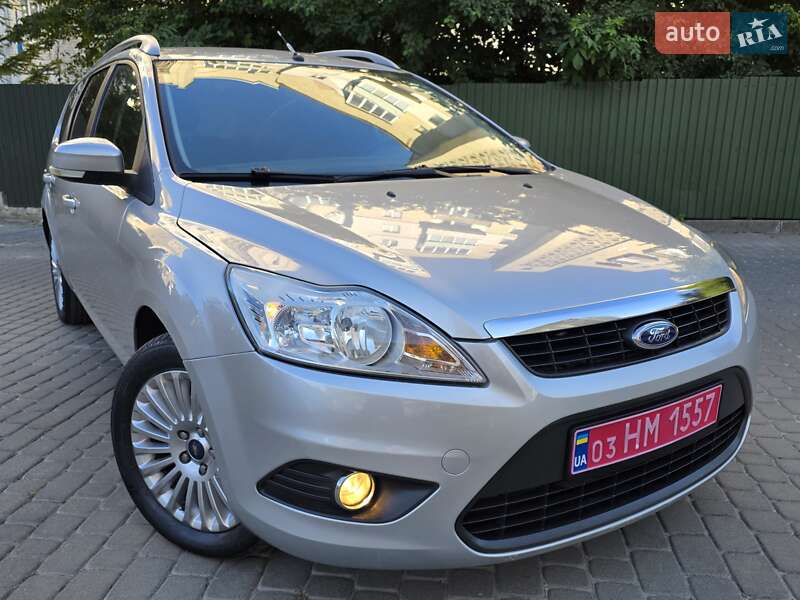 Универсал Ford Focus 2010 в 