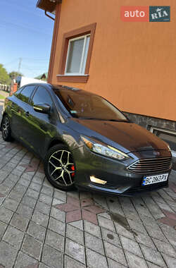 Седан Ford Focus 2017 в 