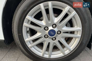 Универсал Ford Focus 2014 в 