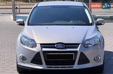 Седан Ford Focus 2013 в 
