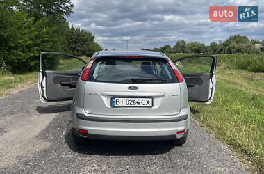 Хэтчбек Ford Focus 2007 в 