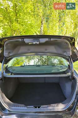 Седан Ford Focus 2015 в 