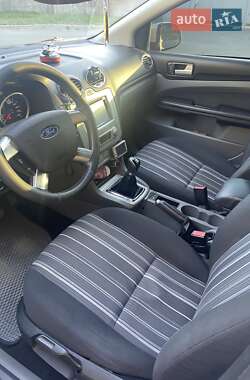 Универсал Ford Focus 2010 в 