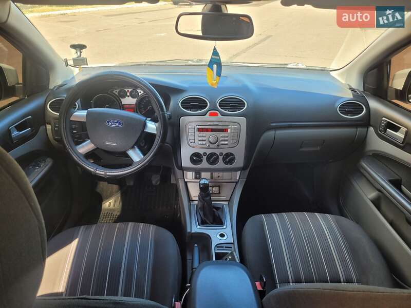 Хэтчбек Ford Focus 2008 в Черкассах