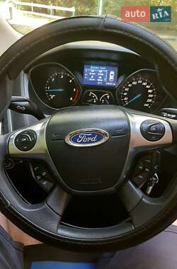 Универсал Ford Focus 2011 в 