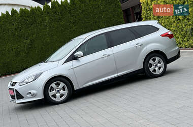 Универсал Ford Focus 2014 в 