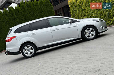 Универсал Ford Focus 2014 в 