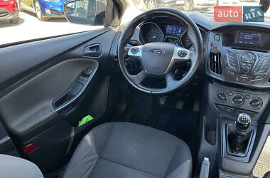 Седан Ford Focus 2013 в 