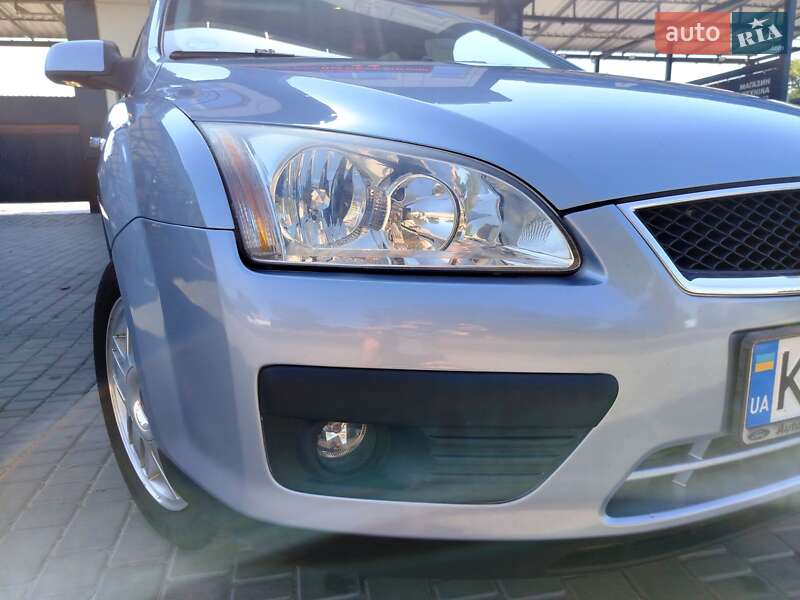 Универсал Ford Focus 2004 в Первомайске