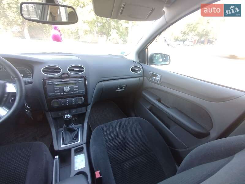 Универсал Ford Focus 2004 в Первомайске