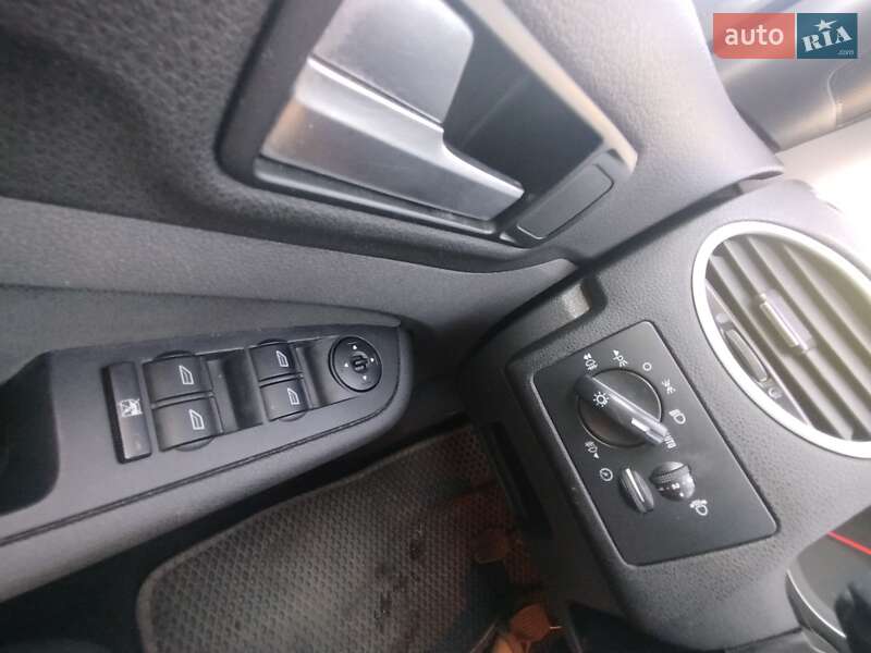 Универсал Ford Focus 2004 в Первомайске