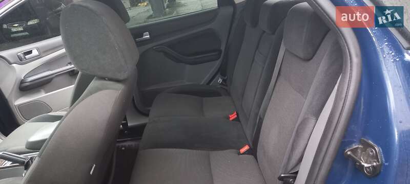 Хэтчбек Ford Focus 2008 в Кривом Роге