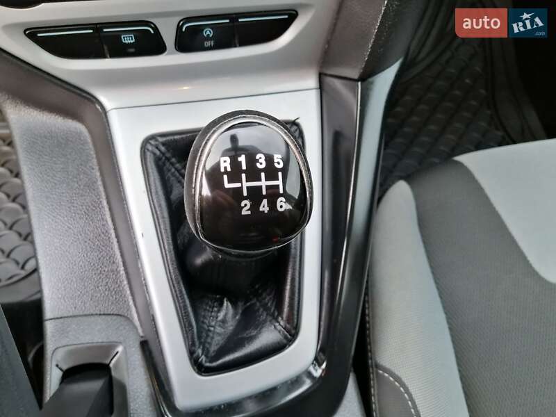 Хэтчбек Ford Focus 2013 в Здолбунове