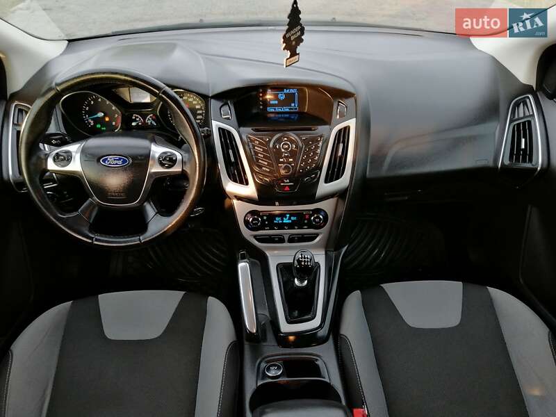 Хэтчбек Ford Focus 2013 в Здолбунове