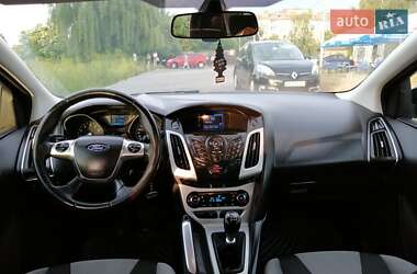 Хэтчбек Ford Focus 2013 в 
