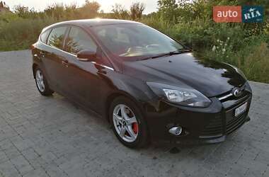 Хэтчбек Ford Focus 2013 в 