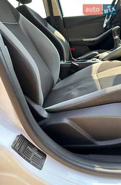 Седан Ford Focus 2013 в 