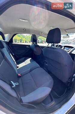 Седан Ford Focus 2013 в 