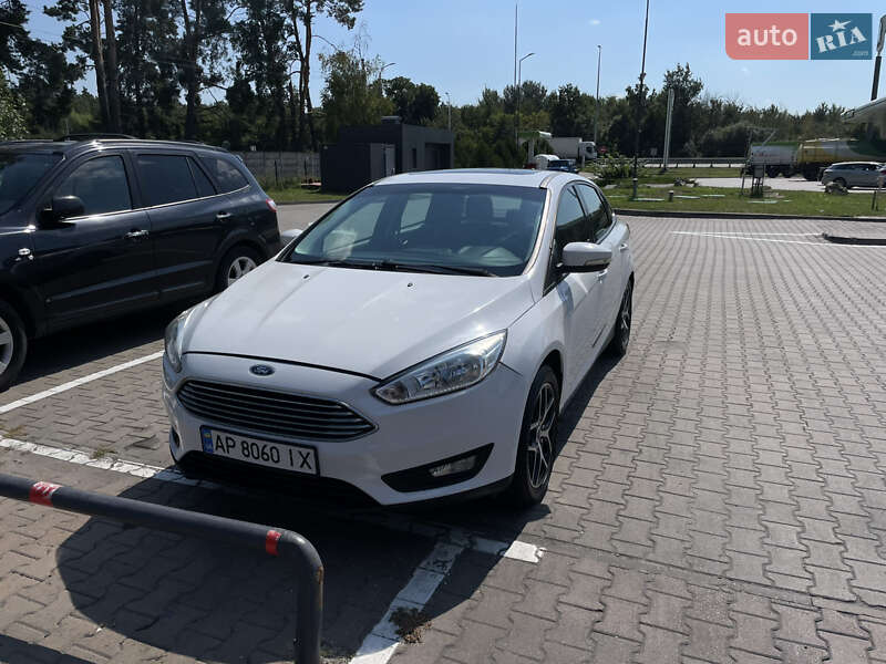 Седан Ford Focus 2018 в Киеве