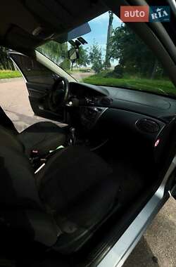 Универсал Ford Focus 2004 в 