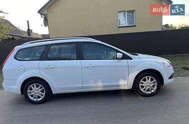 Универсал Ford Focus 2010 в 