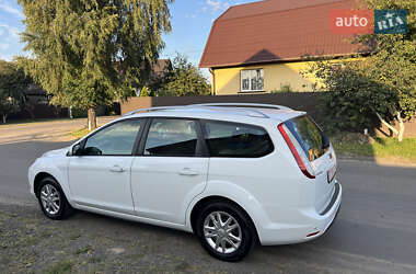 Универсал Ford Focus 2010 в 