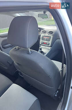 Универсал Ford Focus 2010 в 