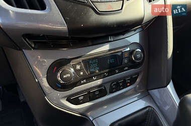 Универсал Ford Focus 2013 в 