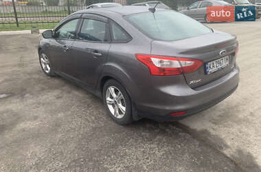 Седан Ford Focus 2013 в 