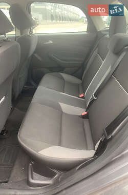Седан Ford Focus 2013 в 
