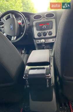 Универсал Ford Focus 2010 в 