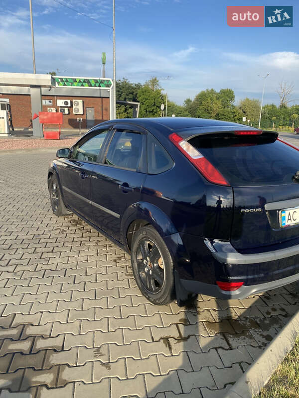 Хэтчбек Ford Focus 2006 в Луцке фото 5 Хэтчбек Ford Focus 2006 в Луцке