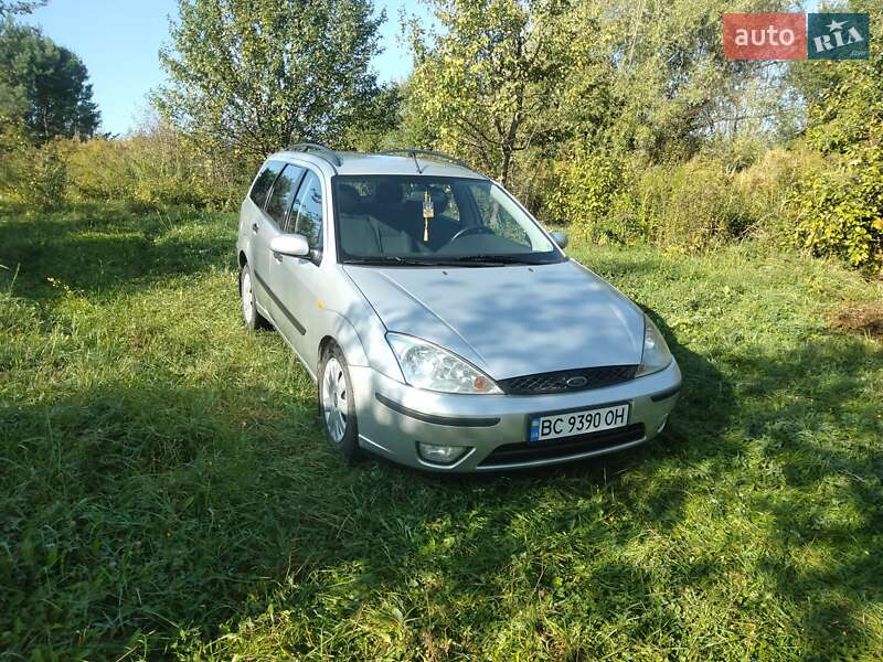 Универсал Ford Focus 2003 в Новояворовске