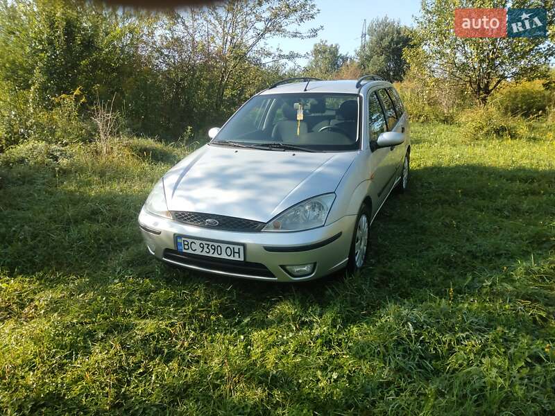 Универсал Ford Focus 2003 в Новояворовске