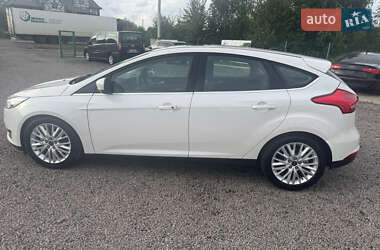 Хэтчбек Ford Focus 2017 в 