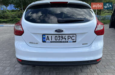 Хэтчбек Ford Focus 2013 в 