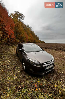 Универсал Ford Focus 2012 в 