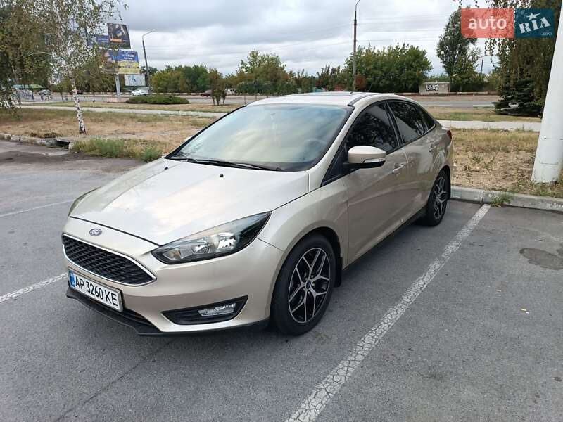 Седан Ford Focus 2017 в 