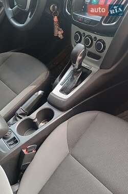 Седан Ford Focus 2014 в 