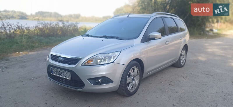 Универсал Ford Focus 2008 в Глухове