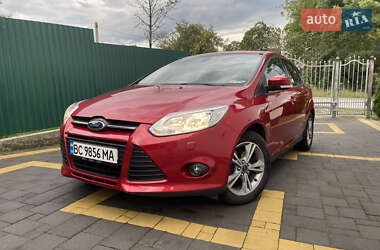 Хэтчбек Ford Focus 2014 в 