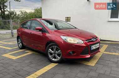 Хэтчбек Ford Focus 2014 в 