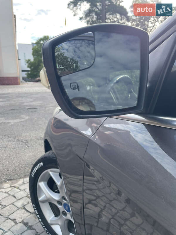 Хэтчбек Ford Focus 2011 в Мукачево фото 10 Хэтчбек Ford Focus 2011 в Мукачево