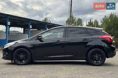 Хэтчбек Ford Focus 2014 в 