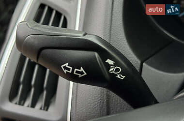 Хэтчбек Ford Focus 2014 в 
